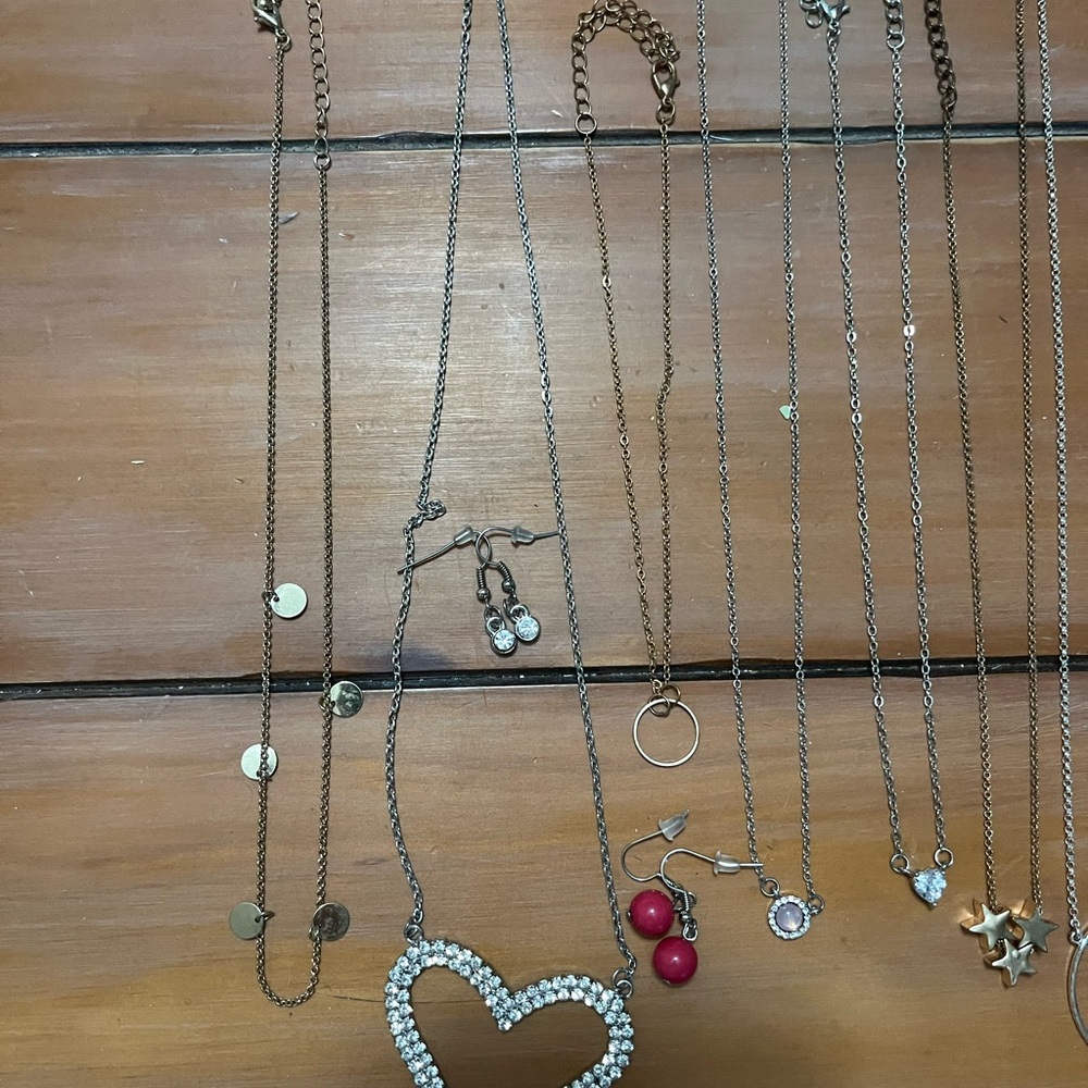 Elegant Heart Pendant Necklace